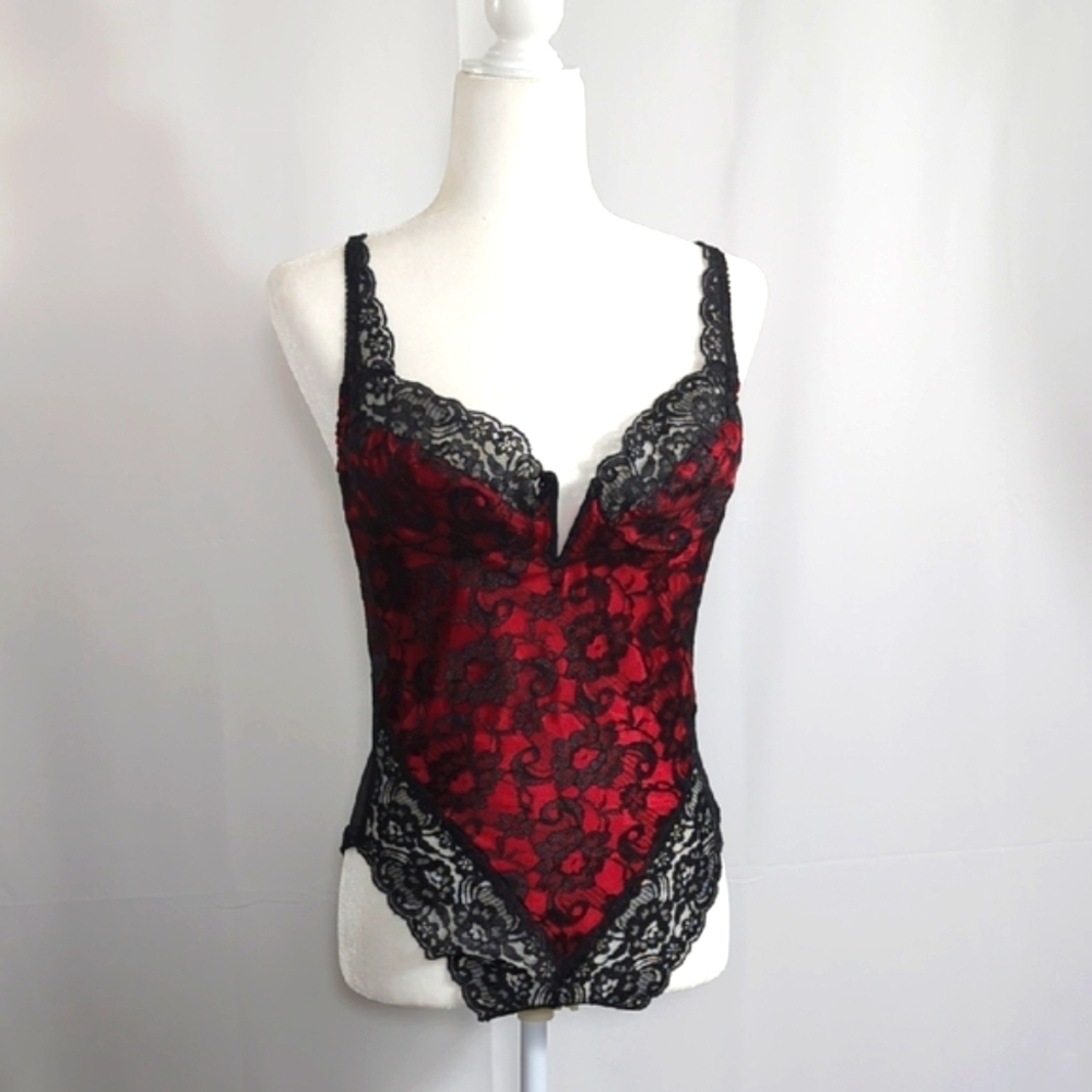 Vintage Victoria's‎ Secret Gold Label Lace Teddy Red Black Lace Sexy Large RARE